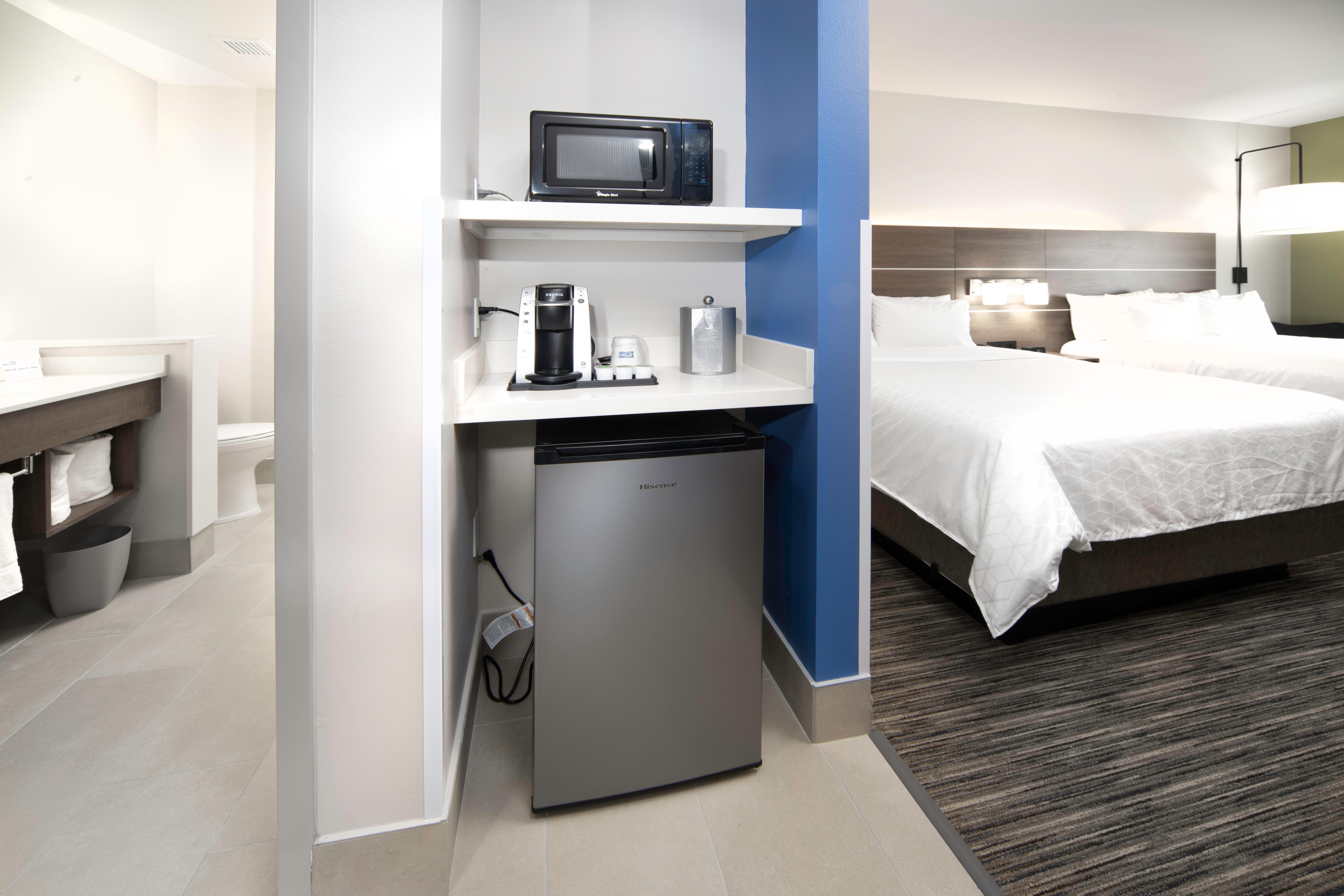 Holiday Inn Express & Suites - Fort Myers Airport By Ihg Екстериор снимка
