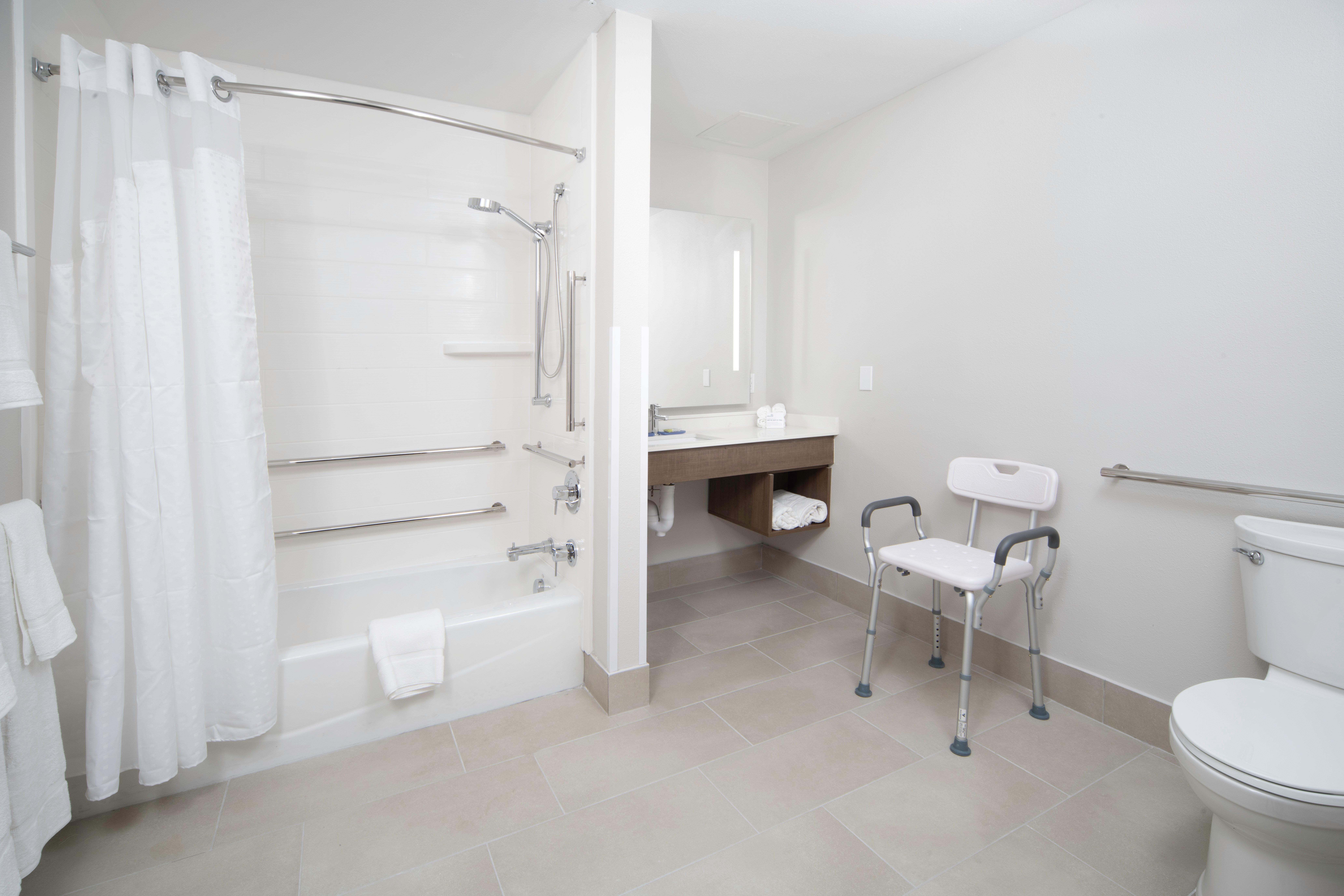 Holiday Inn Express & Suites - Fort Myers Airport By Ihg Екстериор снимка